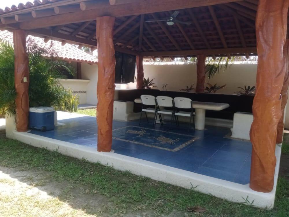 Turtle Beach Villas Zihuatanejo Exterior photo